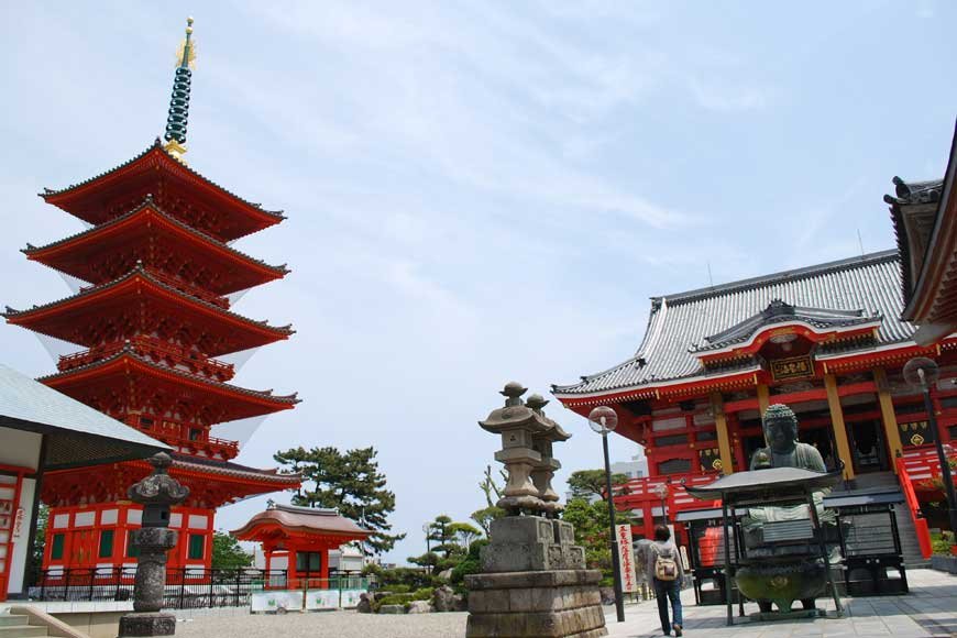 The Difference Between Shrines and Temples in Japan