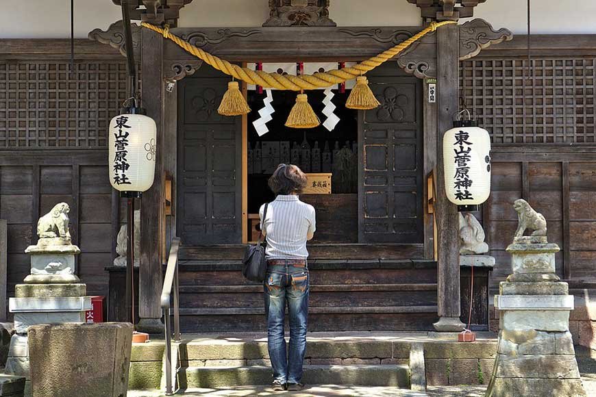 The Difference Between Shrines and Temples in Japan