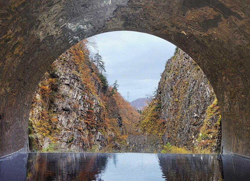 Tunnel of Light at Kiyotsu Gorge in Niigata