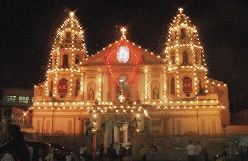 christmas-traditions-that-make-the-philippines-shine-07