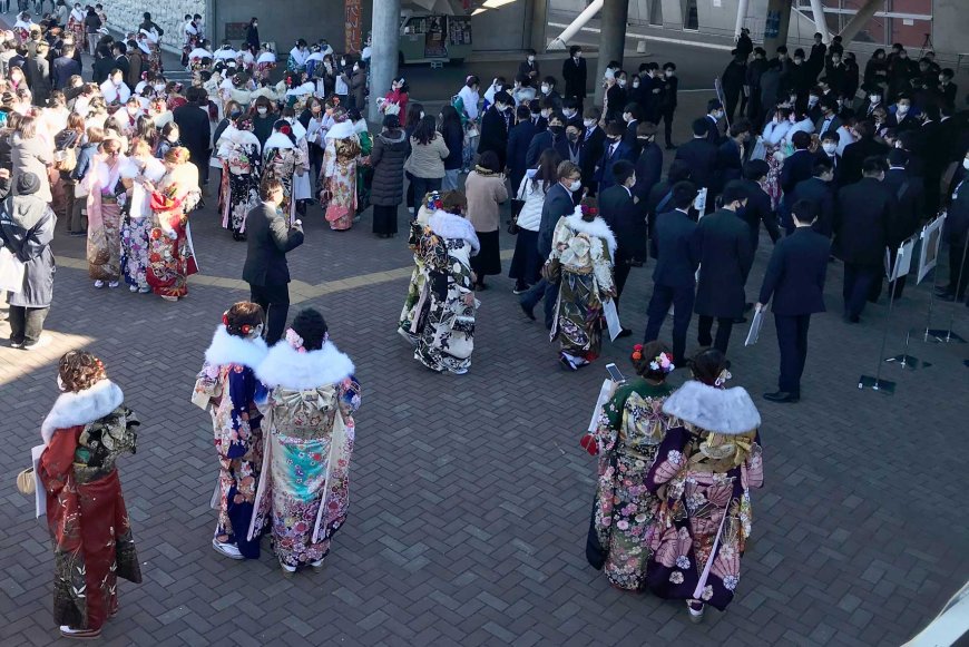 japans-coming-of-age-ceremony-seijin-shiki-06
