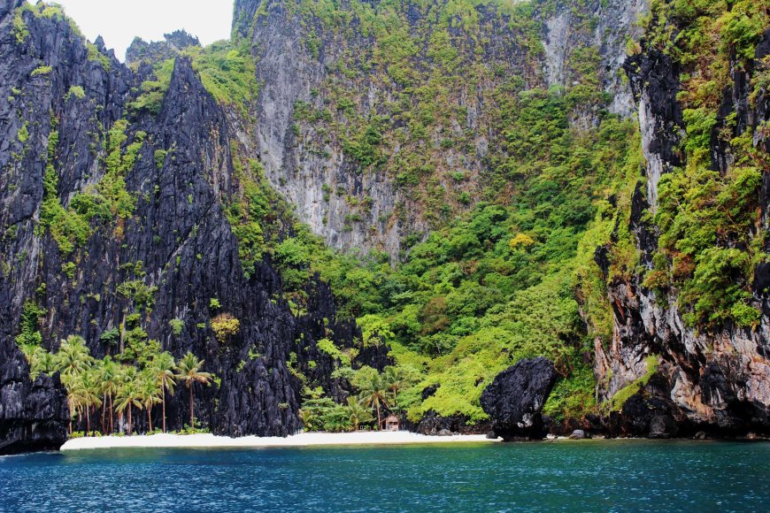 philippines-beaches-shine-in-the-beachatlas-golden-beach-award-2024-04