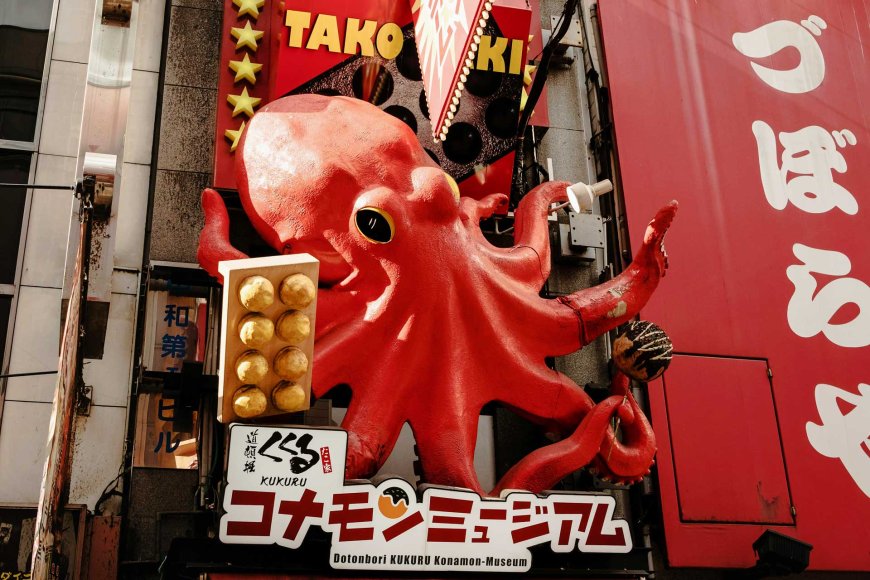 takoyaki-osakas-delightful-street-food-sensation-05