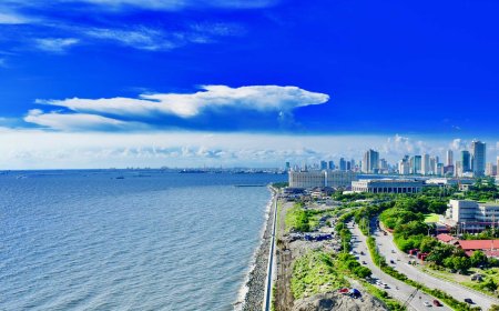 Manila Bay: The Heartbeat of History and Nature