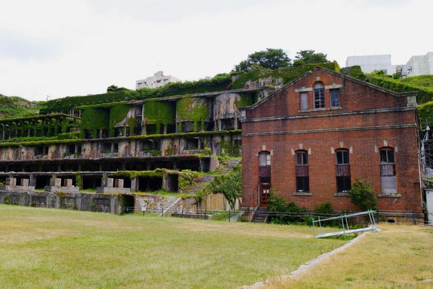 sado-island-gold-mine-japan-celebrates-new-unesco-world-heritage-site-04