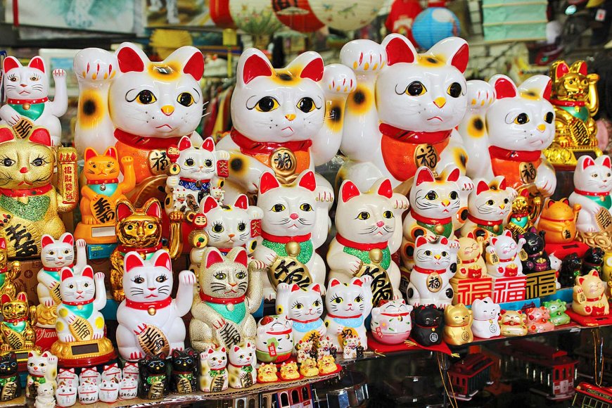 maneki-neko-japans-lucky-cat-09